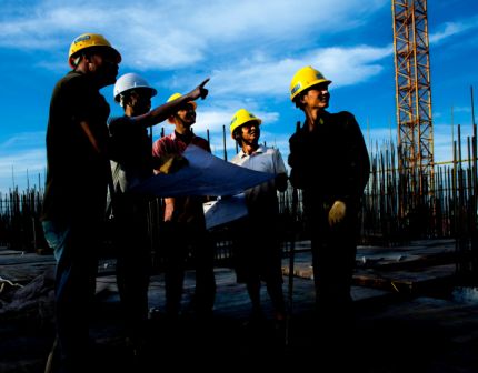 二等獎(jiǎng)-建設(shè)西區(qū)未來(lái)組圖-馮達(dá)文